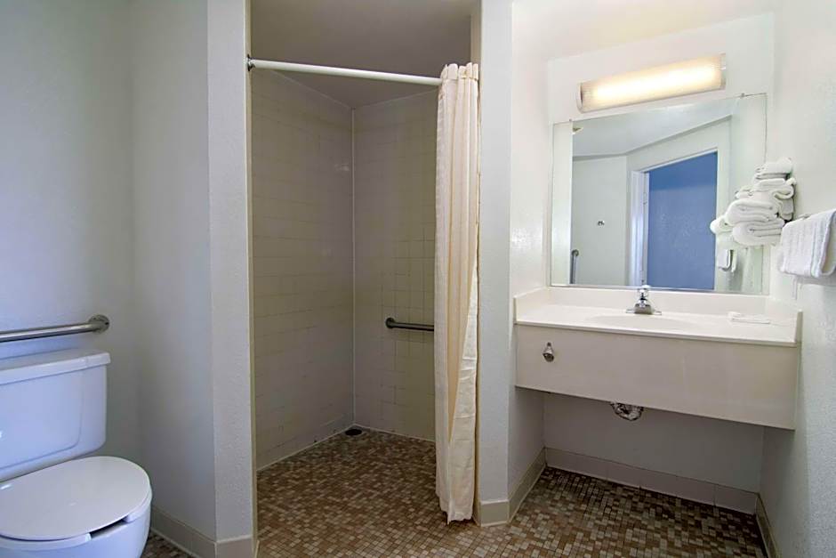 Motel 6-Lakeville, MN - South - Lakeville