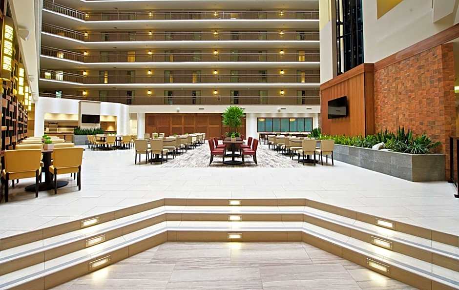 Embassy Suites by Hilton Portland Tigard