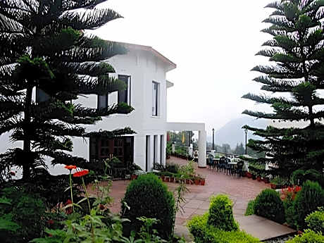 8fold-Pinecrest by LaRiSa, Bhimtal