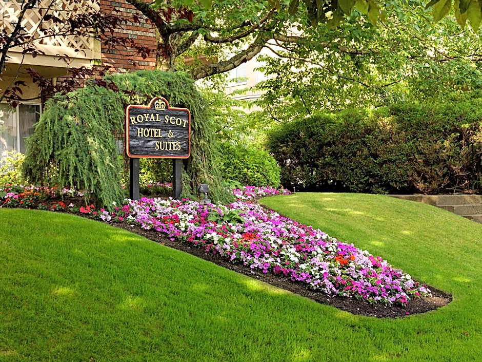 Royal Scot Hotel & Suites, Trademark Collection by Wyndham
