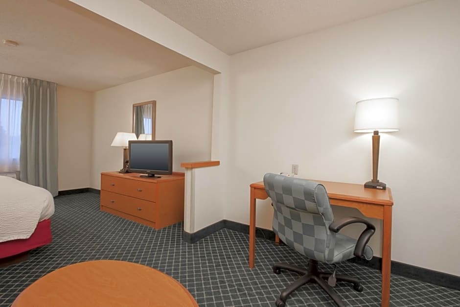 AmericInn by Wyndham Davenport