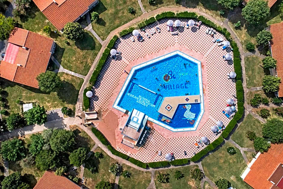 Holiday Centre Bi village