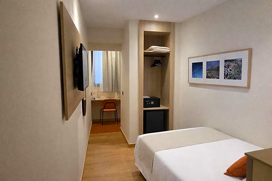 Hotel Tanit