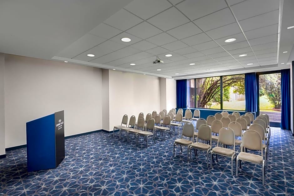 Crowne Plaza Milan Linate by IHG