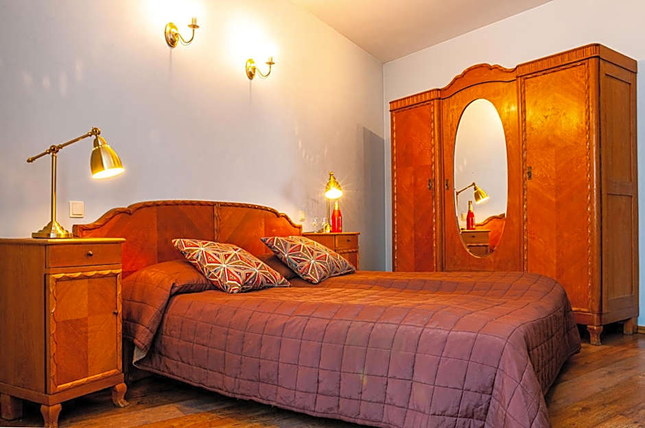 Home & Travel Apartments - AC - Parking - City Centre - Manufaktura - OFF Piotrkowska - EC1 - ATLAS Arena - Orientarium - Monopolis