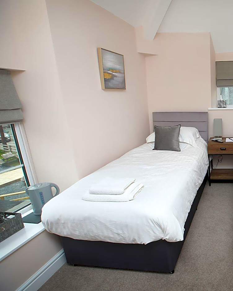 OYO Glyn Valley Hotel