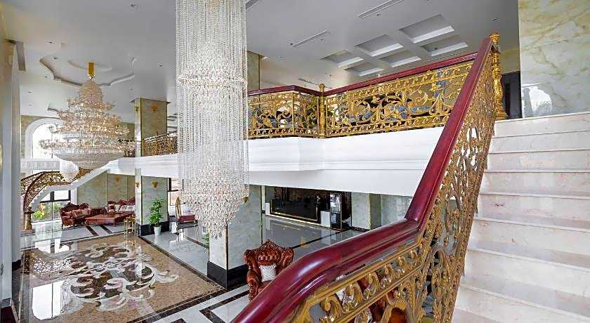 Royal Quang Binh Hotel