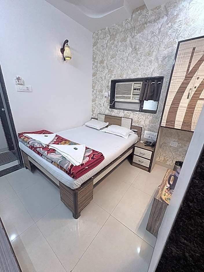 Hotel Broadway Colaba