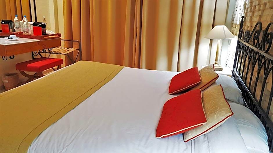 Ras El Ain Hotel