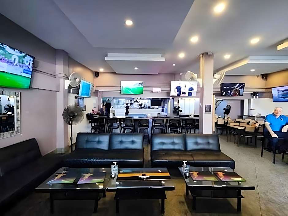 The Sports Lounge