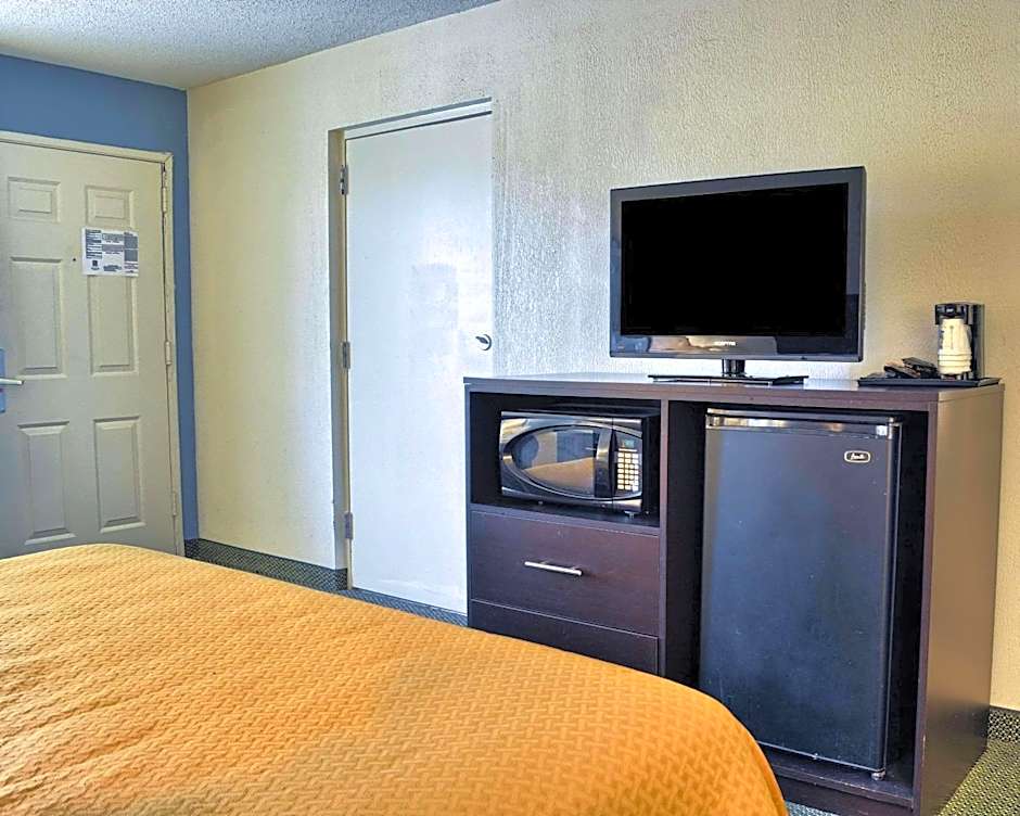 Quality Inn Thornburg