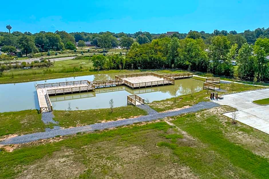 Lyric Hotel West End, an Ascend Collection Hotel