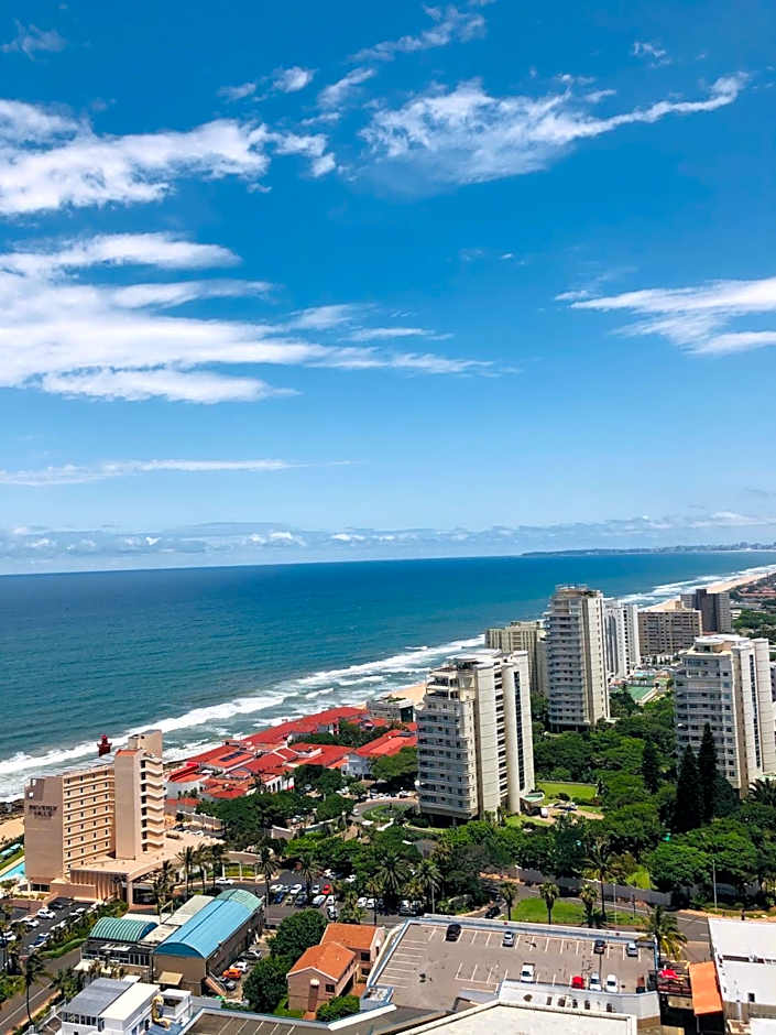 Umhlanga Lagoon Drive Top Sea Facing Unit