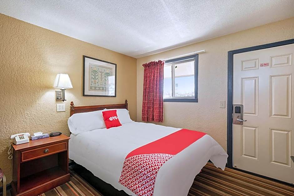 OYO Hotel Luling TX Downtown I-10/US-90