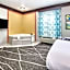 La Quinta Inn & Suites by Wyndham Bryant
