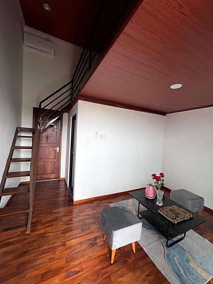 Nofrah House Syariah Mitra RedDoorz