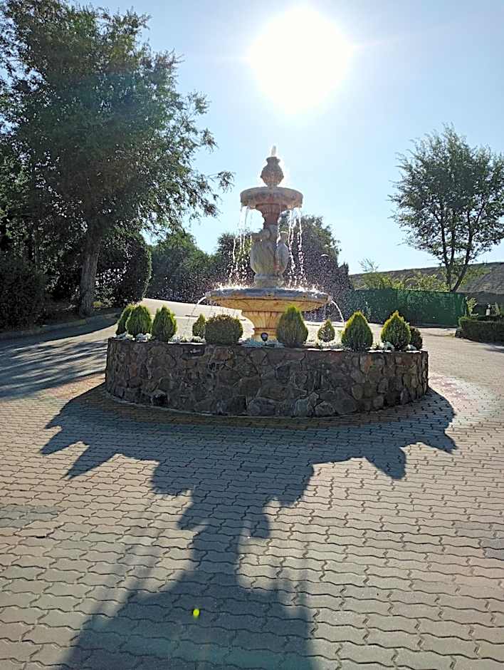 Complejo La Ciguena Hotel