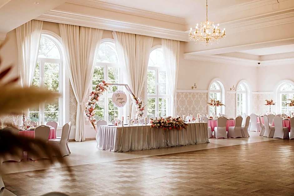 Hotel Nadodrzański Dwór - Nowa Sól