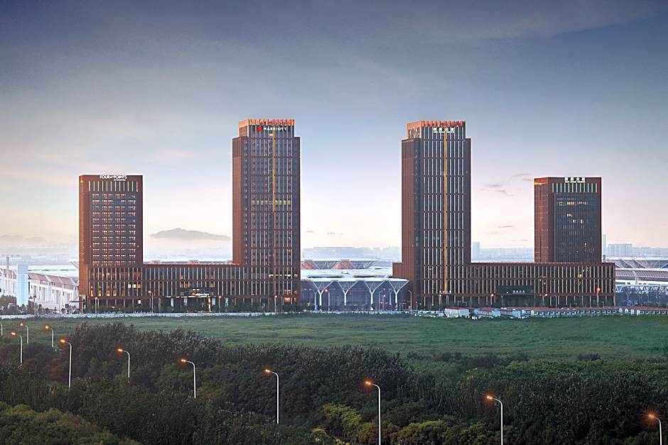 Four Points by Sheraton Tianjin National Convention and Exhibition Center 