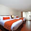Hotel Windsor House Inn By GEH Suites