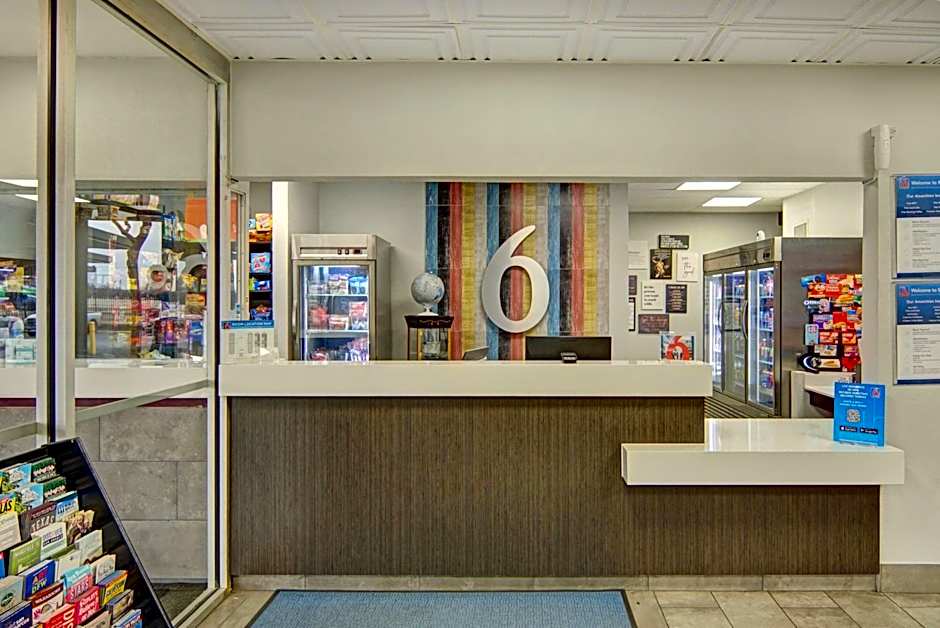 Studio 6 Mesquite, TX Town East