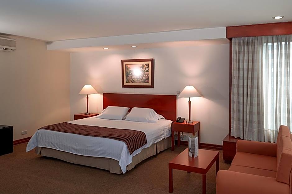 Torre de Cali Plaza Hotel