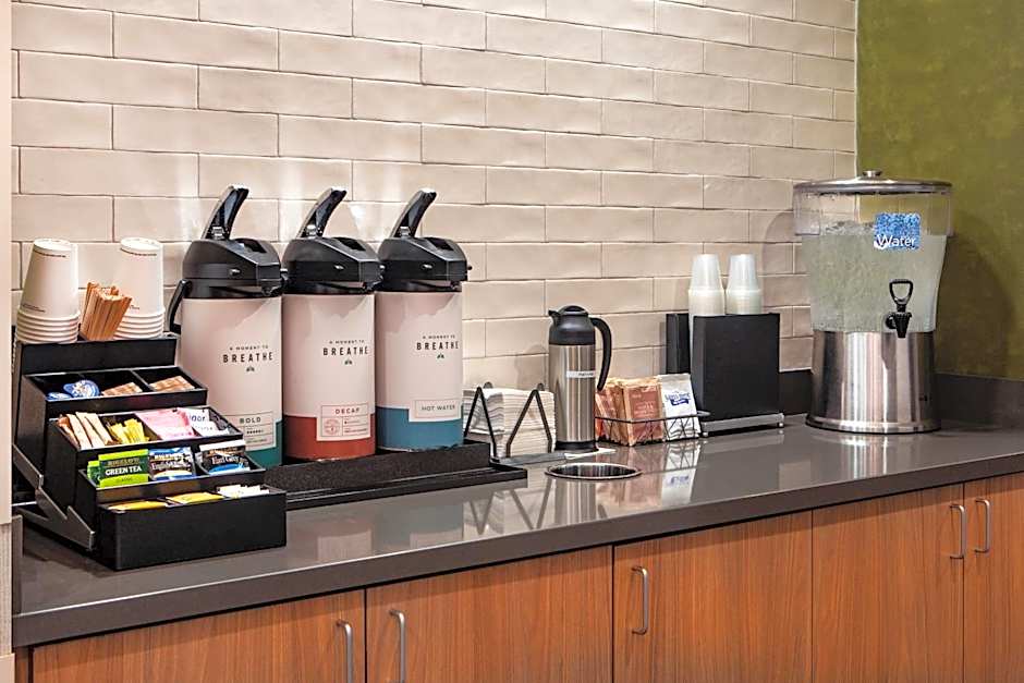 Fairfield Inn & Suites by Marriott Saratoga Malta