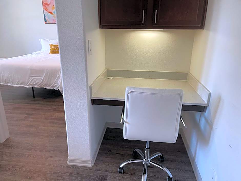 Convenient Spacious 2Bed 2Bath