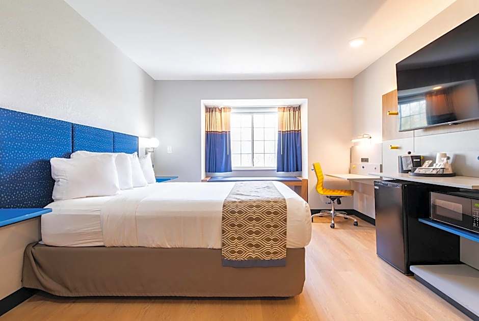 Microtel Inn & Suites by Wyndham London