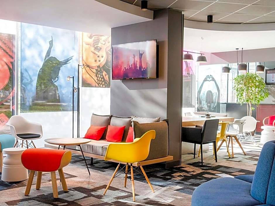 ibis Lyon Caluire Cite Internationale