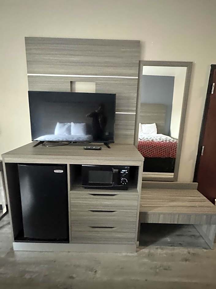 Econo Lodge Inn & Suites North Little Rock