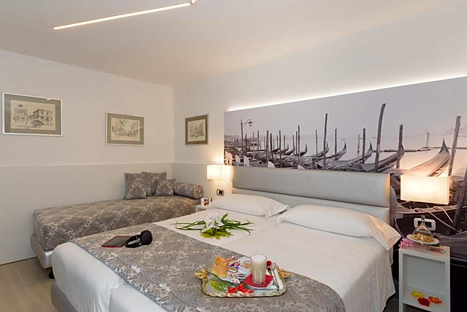UNAHOTELS Ala Venezia-Adults 16