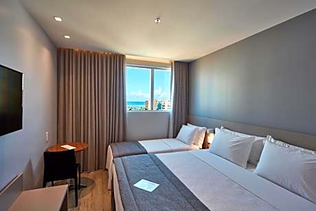 Flix Hotel