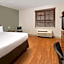 Extended Stay America Select Suites - Omaha - Southwest