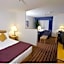 Crystal Inn Hotel & Suites - Salt Lake City