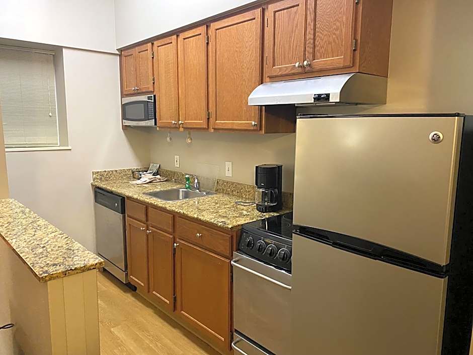 MainStay Suites Middleburg Heights Cleveland Airport