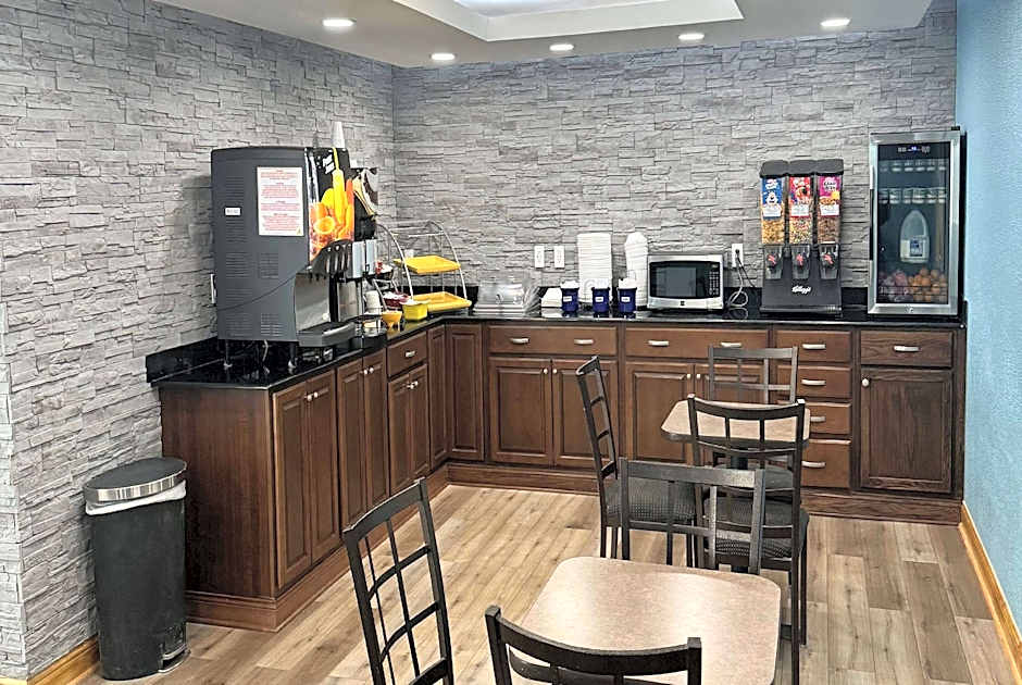 Days Inn by Wyndham Cloverdale Greencastle