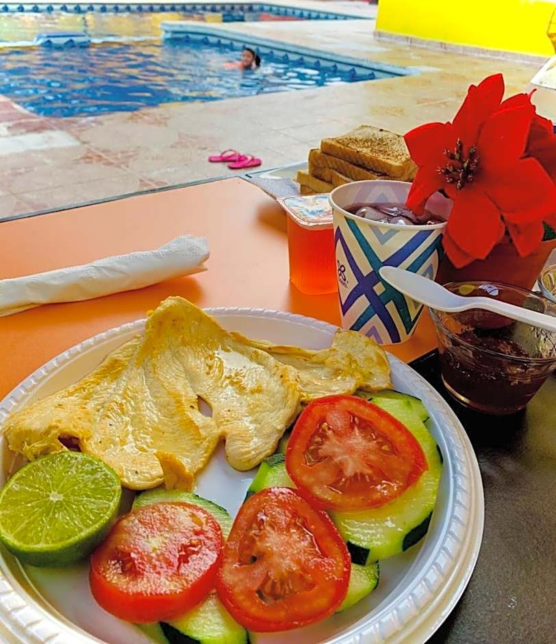 Hotel Sociedad y Maristas