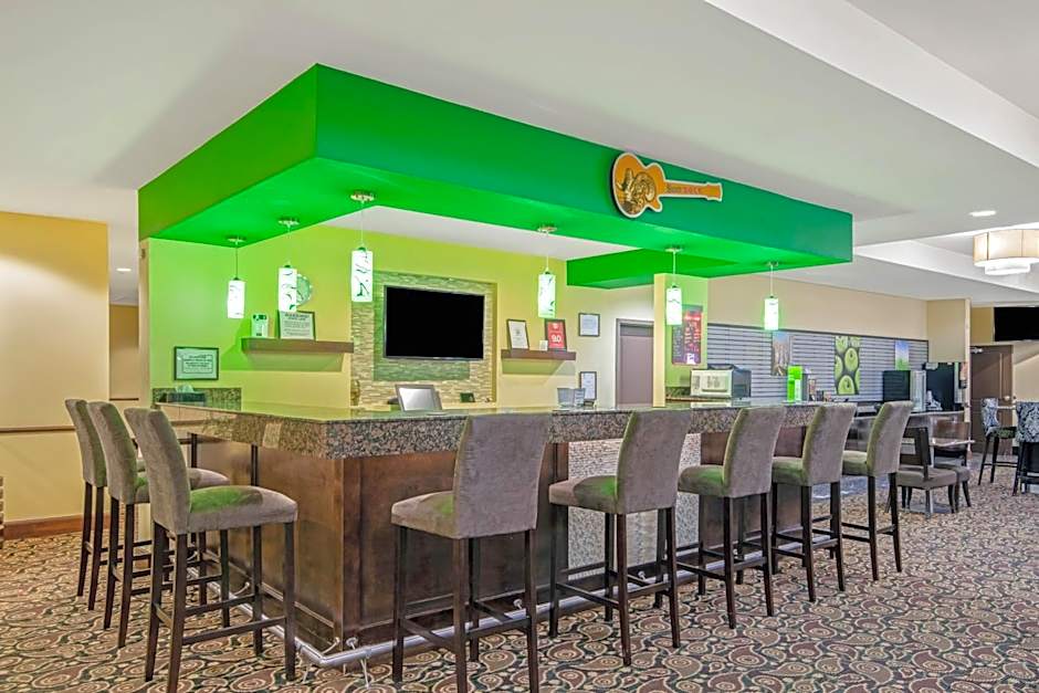 La Quinta Inn & Suites by Wyndham Elk City