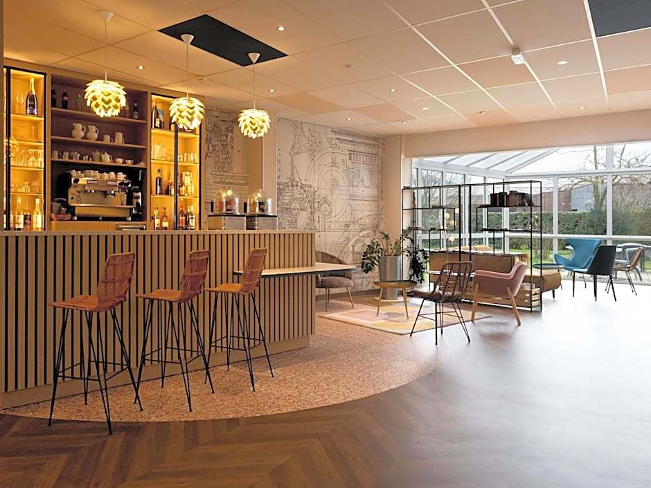 Ibis Styles Chinon