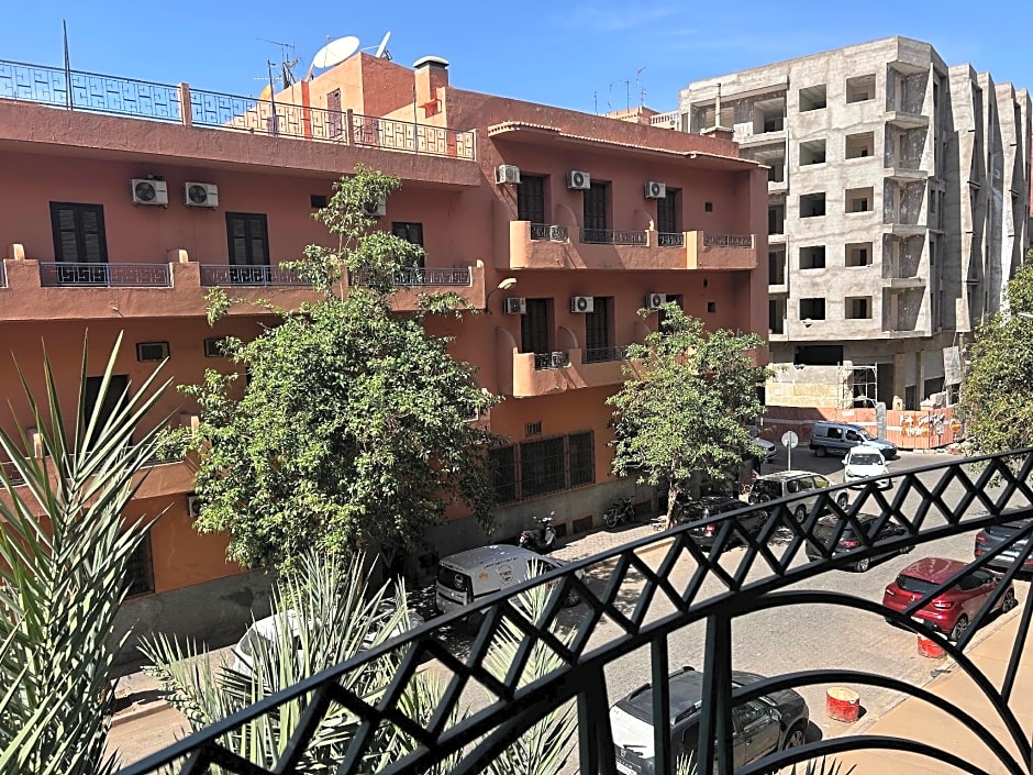 Hote les trois palmiers