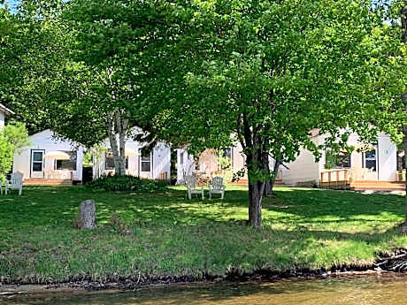 Beachside on Lake Muskoka