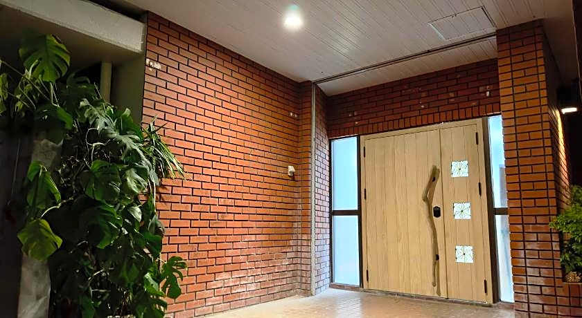 Hotel Ishigaki and Chikonkiya