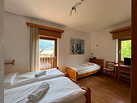 Quadruple Room with Balcony