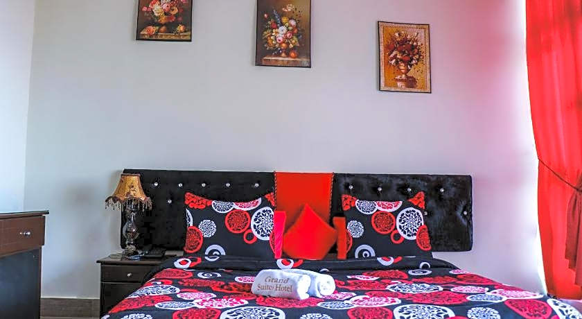 Grand Suites Hotel