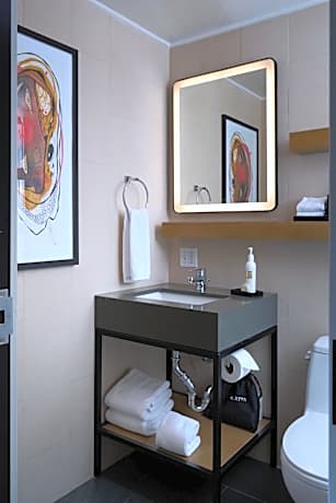 Heathman Hotel