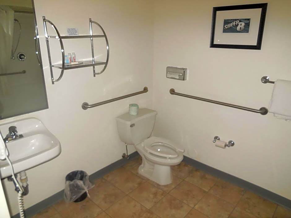 Super 8 by Wyndham Sault Ste. Marie