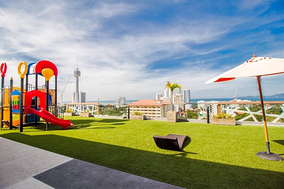 Water Park By Pattaya Sunny Rentals