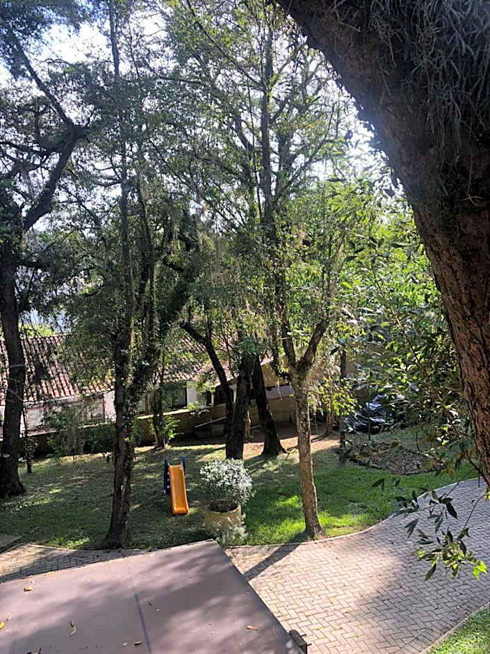 Charming Home 2 min. from Barigui Park