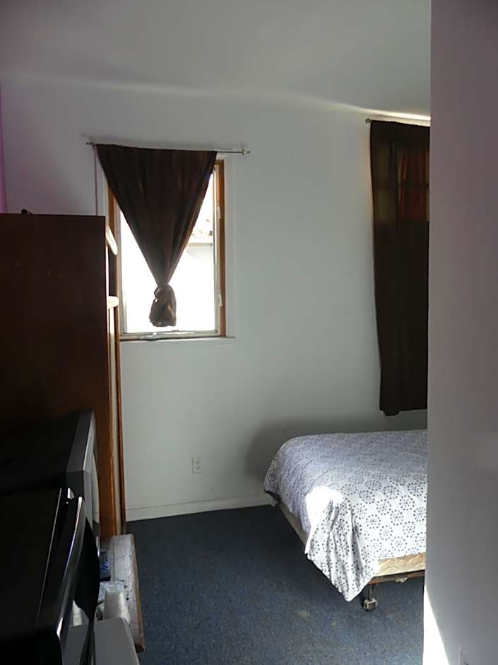 Wilshire Orange Hotel